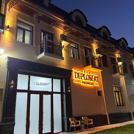 Diplomat Premium Hotel Samarkand Bagian luar foto