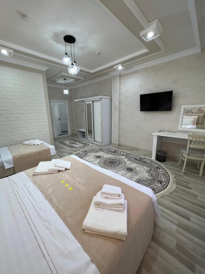 Diplomat Premium Hotel Samarkand Bagian luar foto