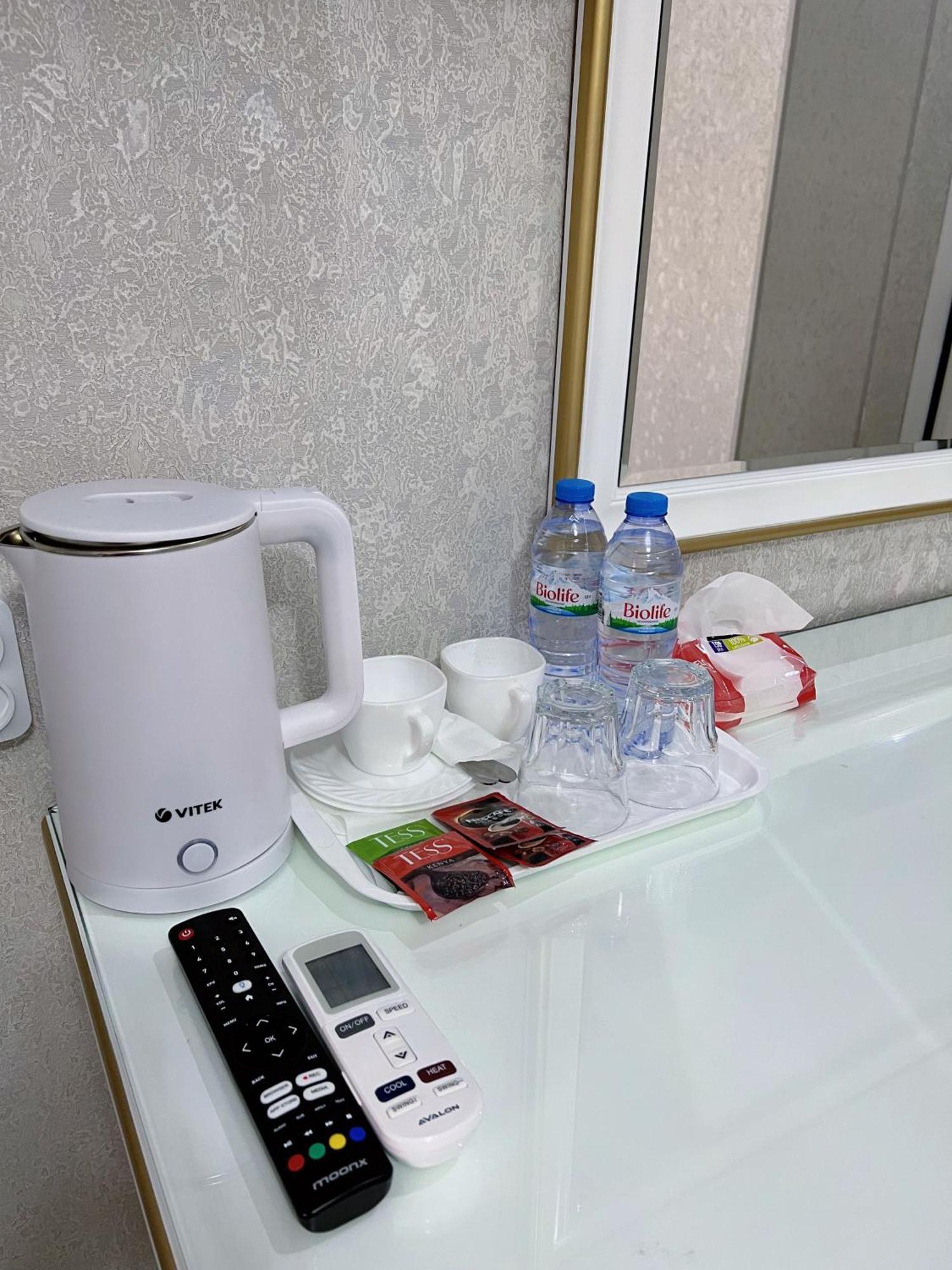 Diplomat Premium Hotel Samarkand Bagian luar foto